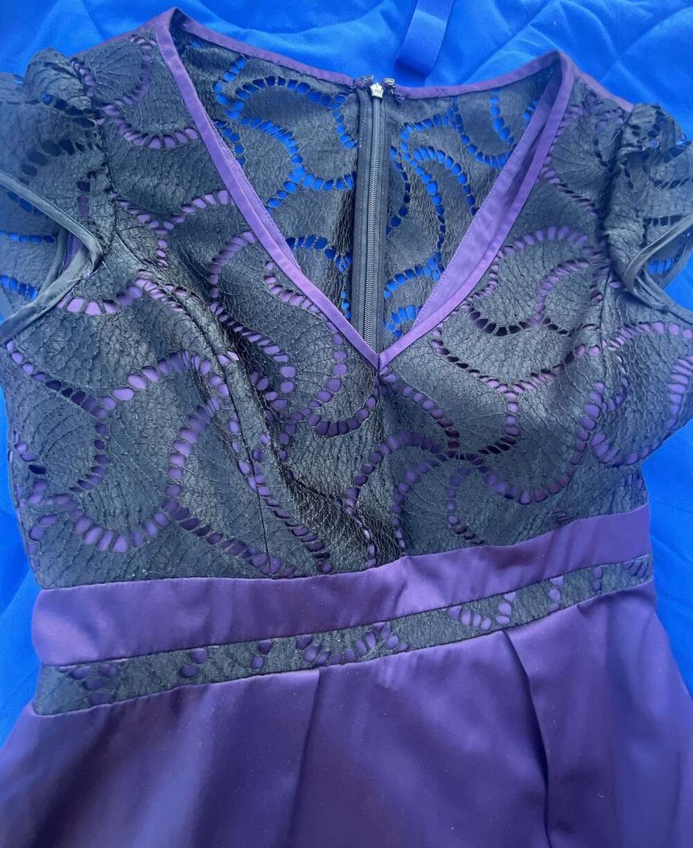 Karen Millen Purple and Black Lace Cap Sleeve Dress US 6 - Picture 5 of 13